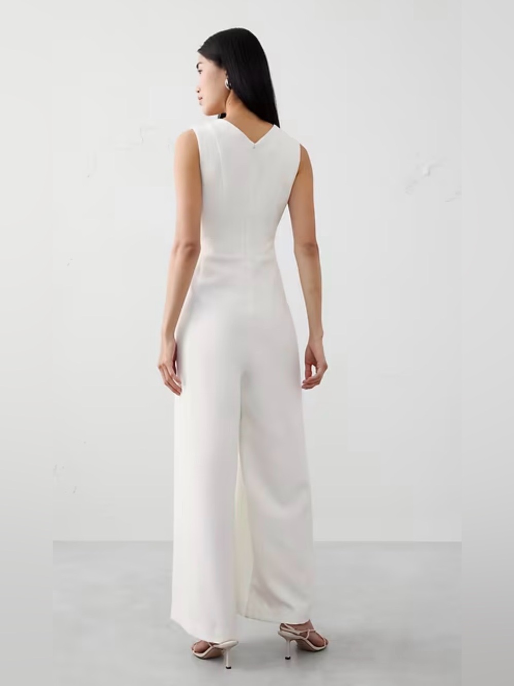 NWT-GAP Black Linen-Blend Seamed Jumpsuit, Small - Picture 3 of 6